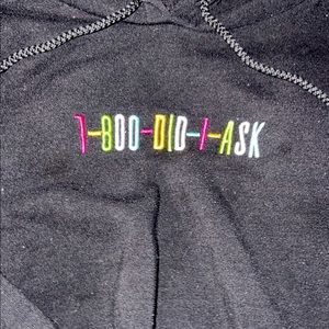 it’s from rue21 , it’s a size medium.